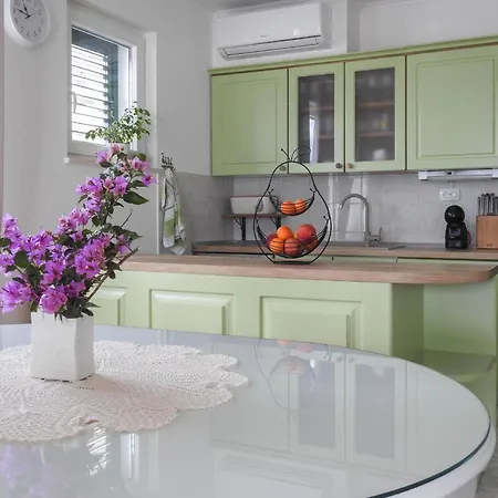 アパート Ferienwohnung Fuer 4 Personen Ca 60 Qm In Viganj, Dalmatien Sueddalmatien ヴィガニ